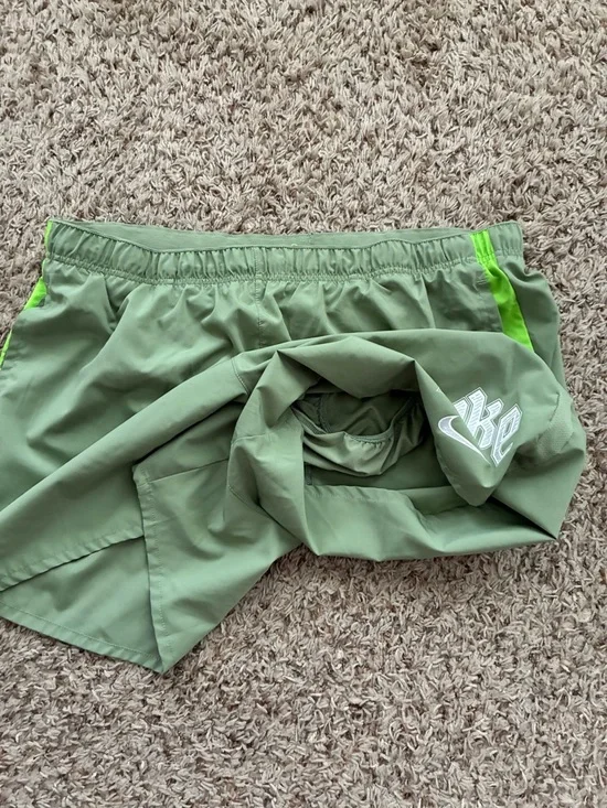 Nike Challenger 5” Brief Lined Running Short - Picture 3 of 5